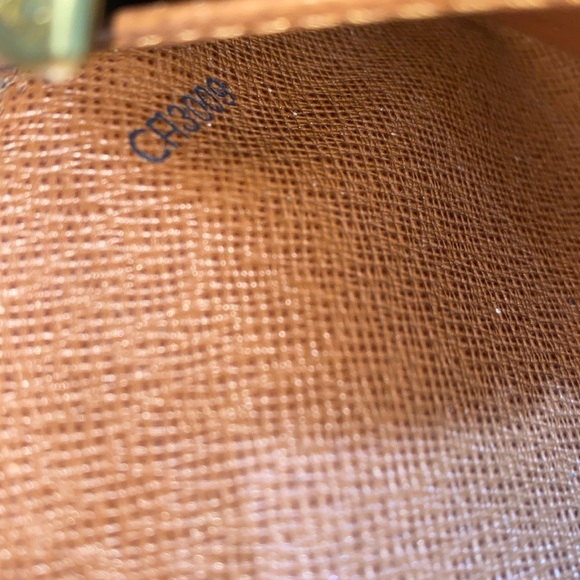 Louis Vuitton Portefeuille Sarah Brown Monogram Long Wallet - Picture 13 of 16